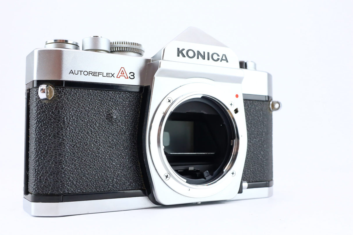 كونيكا أوتوريفليكس A3 + كونيكا هيكسانون 40 ملم
