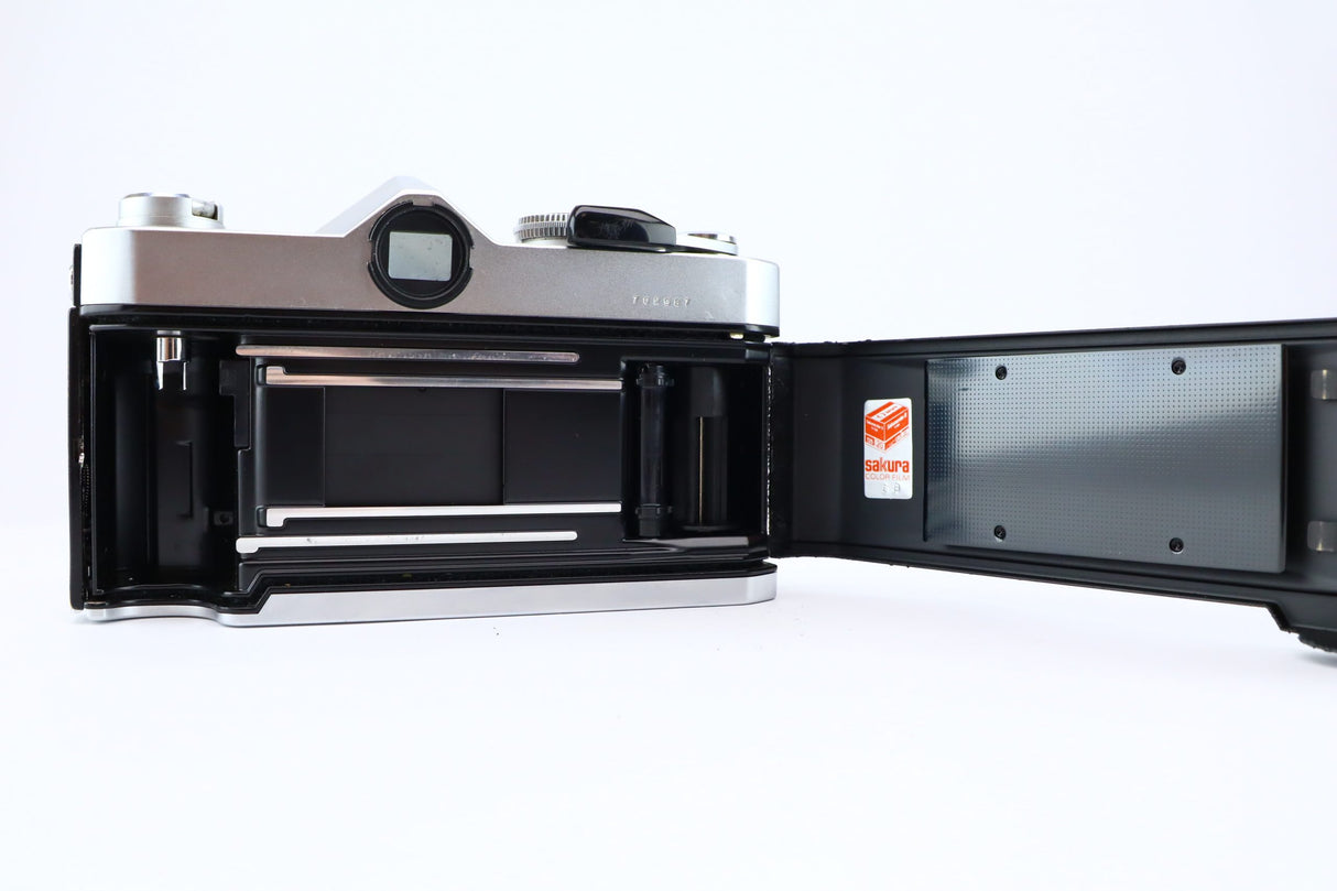 كونيكا أوتوريفليكس A3 + كونيكا هيكسانون 40 ملم