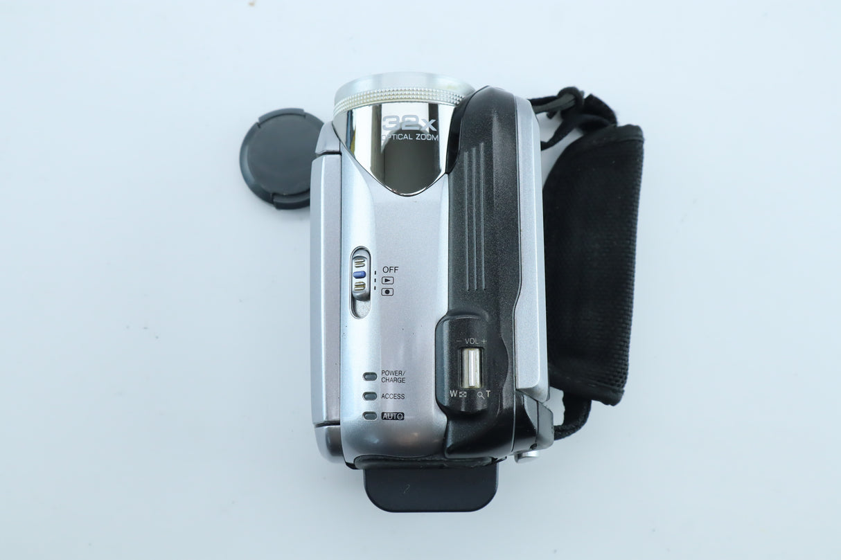 JVC Hard Disk Camcorder with 32x Optical Zoom – f=2.3–73.6mm f/2.0 Lens