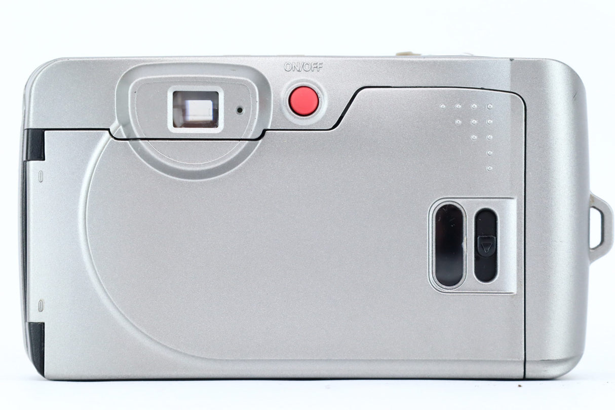 Voigtländer Vitesse 105 with Voigtländer Zoomar 38-105mm