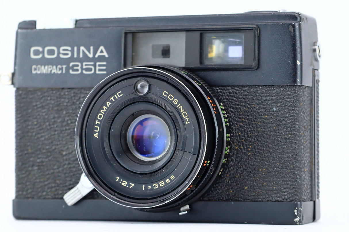 Cosina compact 35E with automatic Cosinon f=38mm 2,7