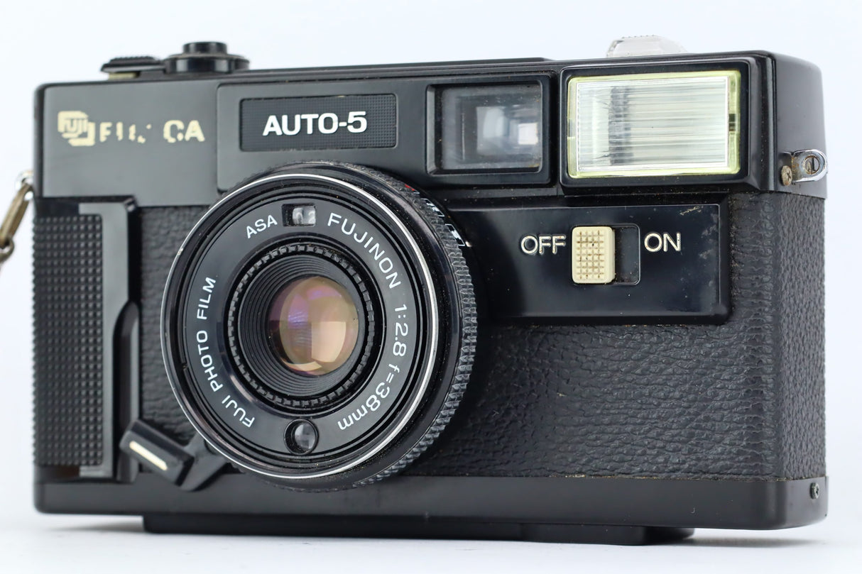Fujica auto-5 with Fujinon 1:2.8 f=38mm lens