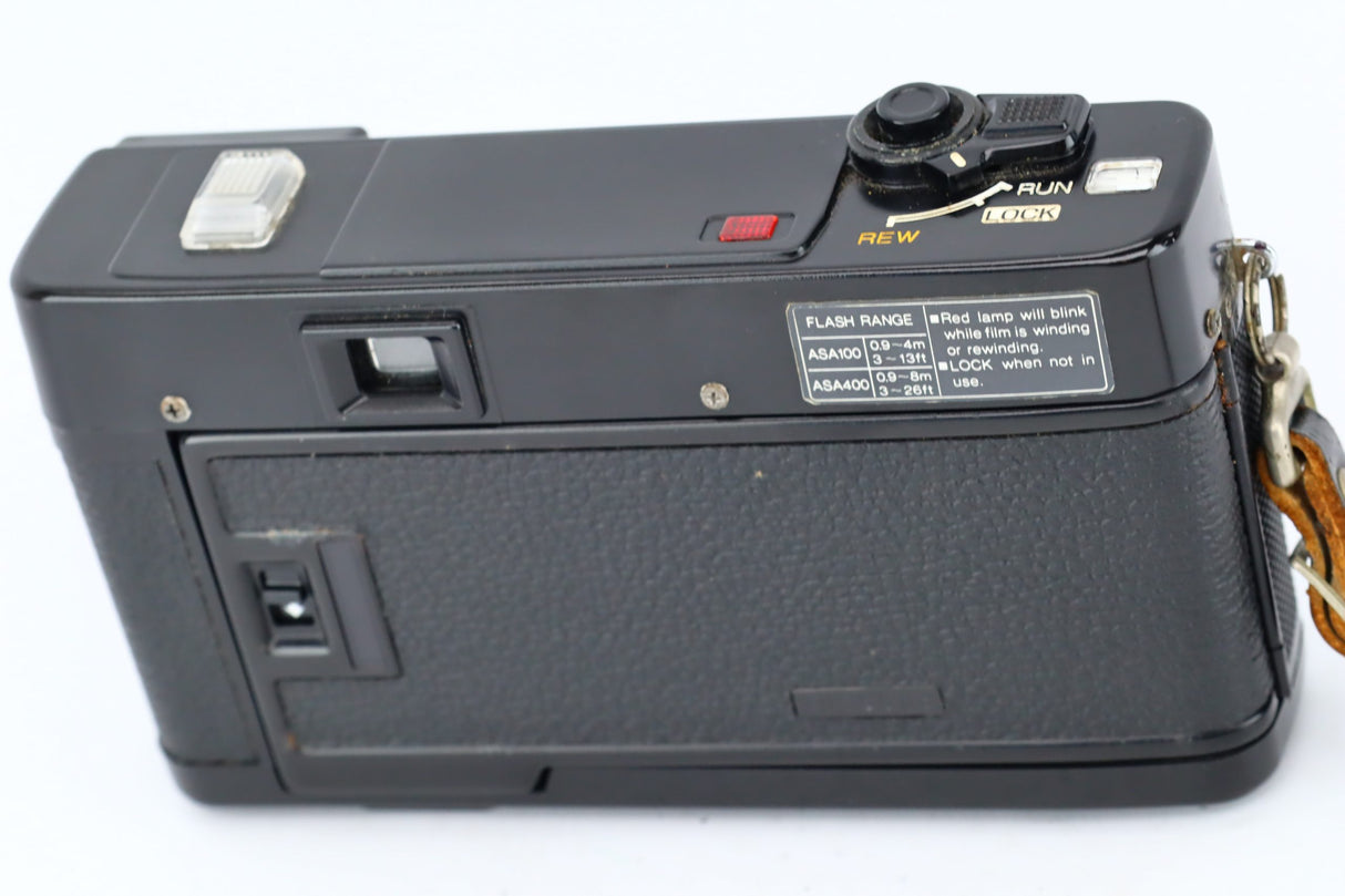 Fujica auto-5 with Fujinon 1:2.8 f=38mm lens