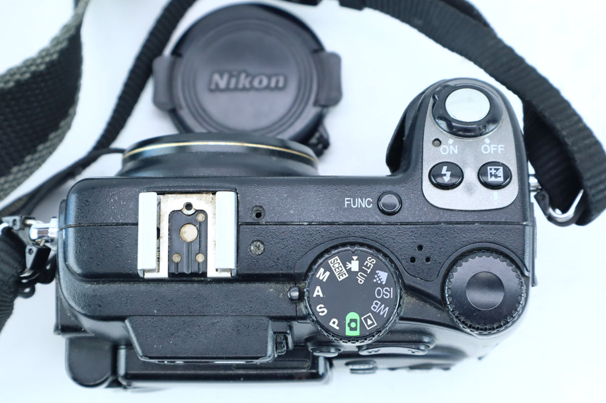 Nikon Coolpix 5400