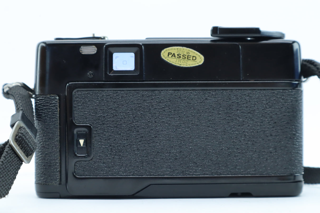 Yashica Auto Zoom + Yashica 38mm f/2.8 Lens