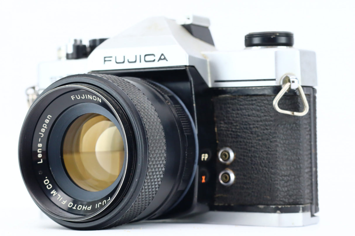 Fujica ST705W with Fujinon f=55mm 1:1.8 lens