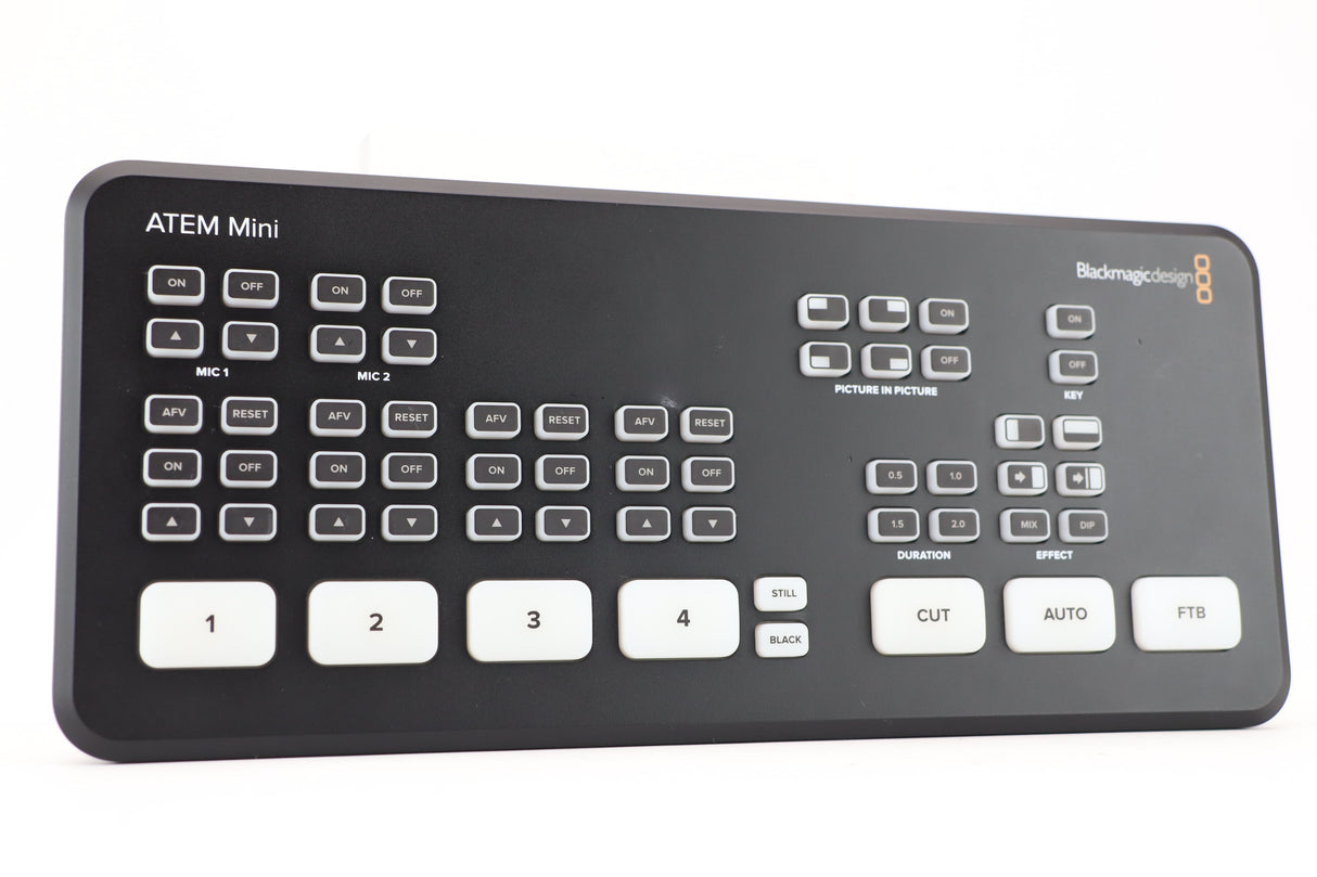 BlackMagic design ATEM Mini.