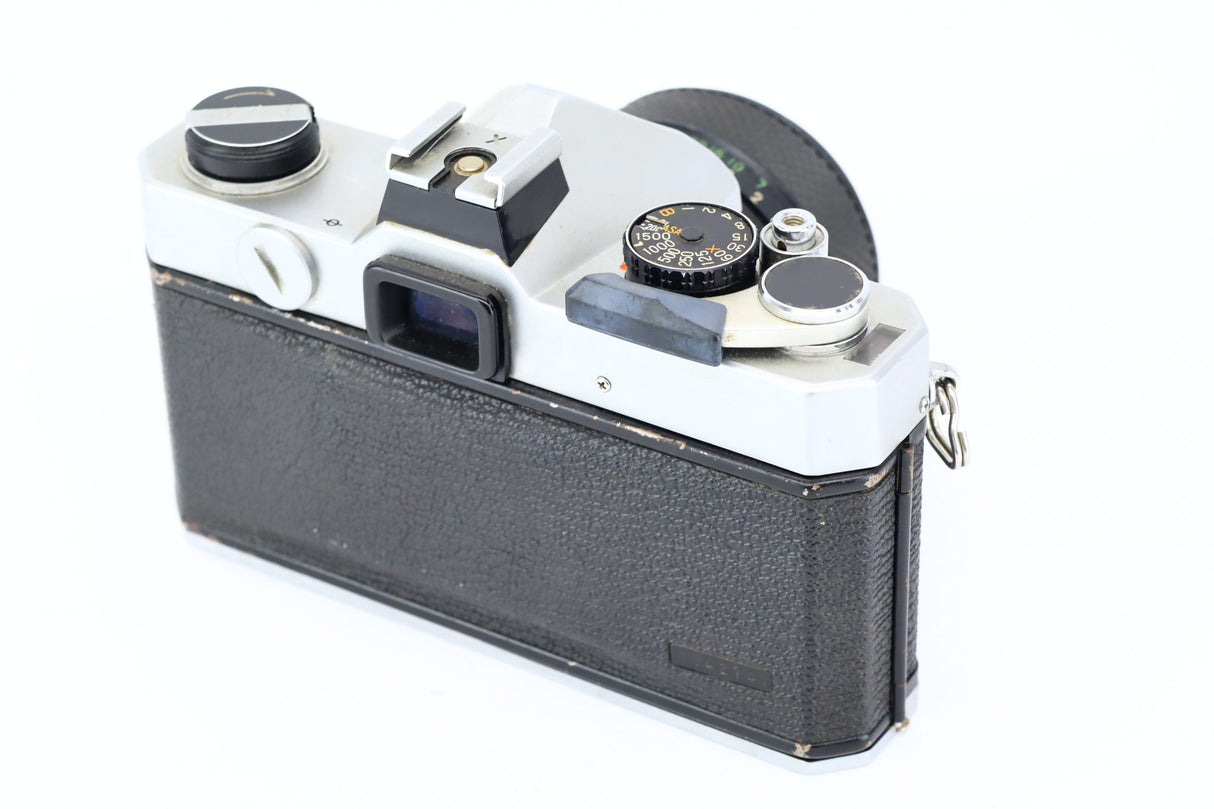 Fujica ST705W with Fujinon f=55mm 1:1.8 lens