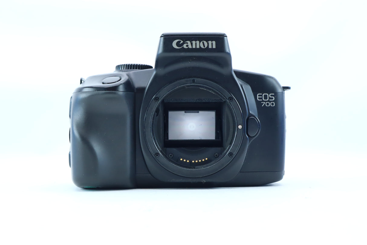 Canon EOS 700