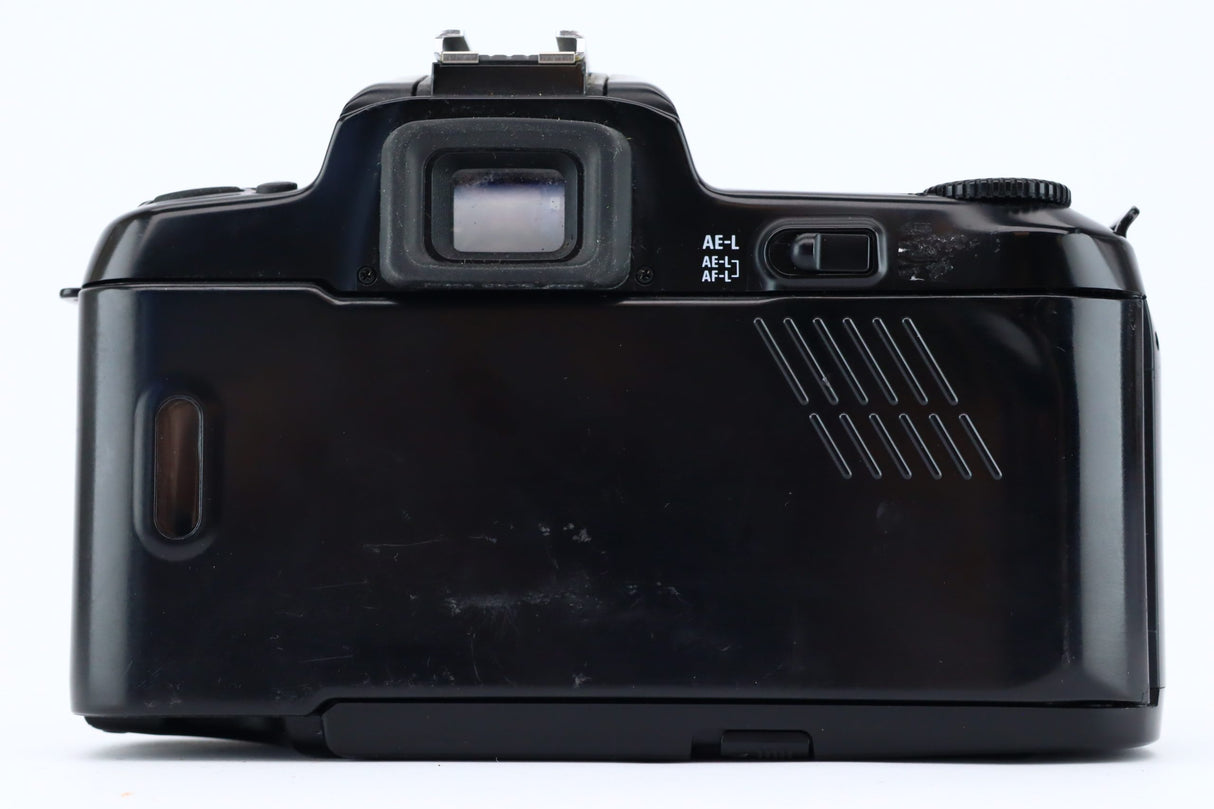 Nikon F-601 + Sigma Zoom-K 70-210 mm f4-5,6