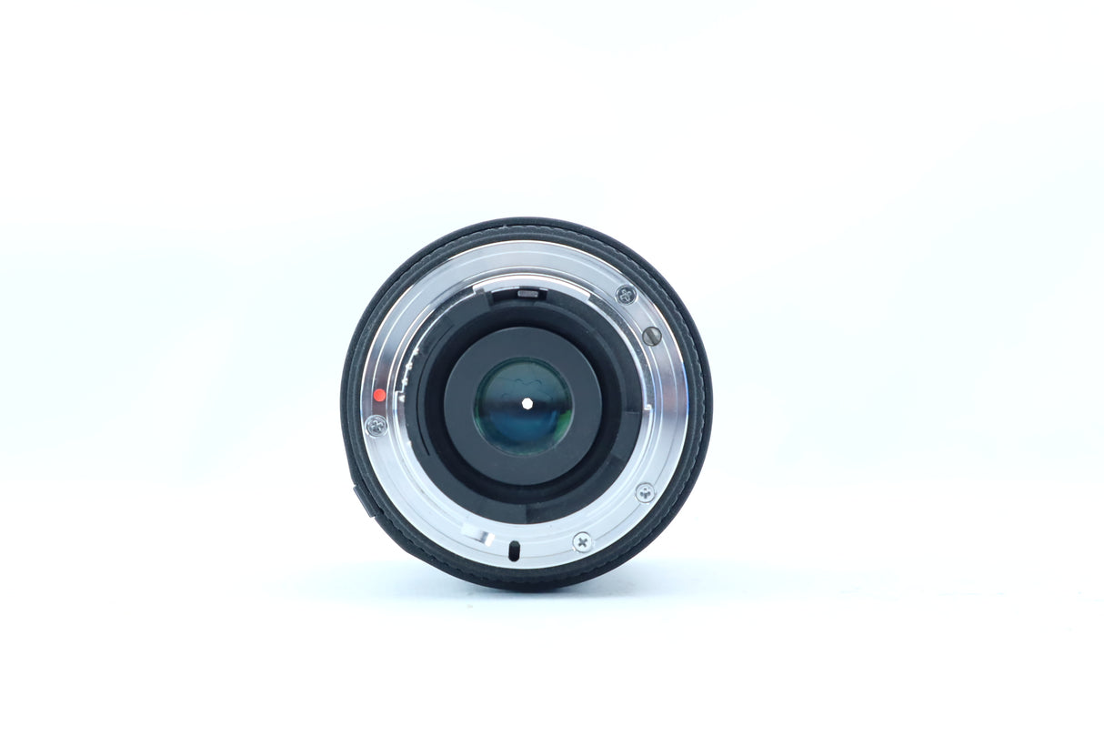 Sigma 18-200mm f/3.5-6.3 DC