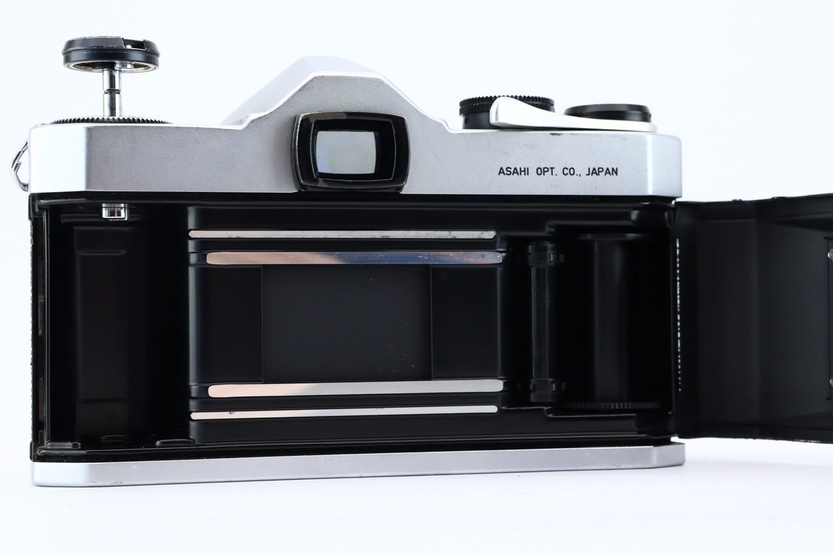 Pentax SP-500 + Revuenon Special 135mm f2.8