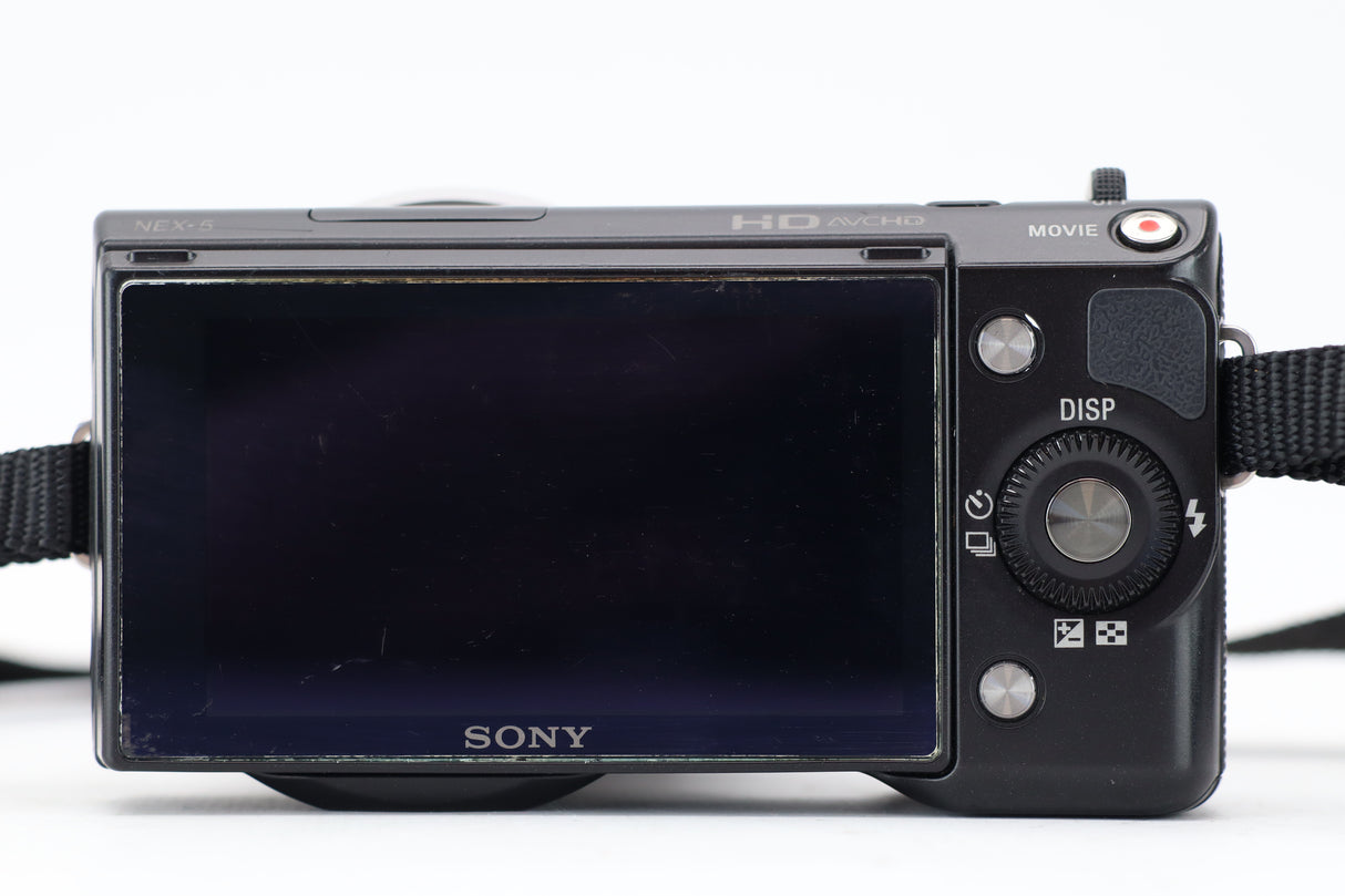 سوني NEX-5 + سوني Sel1855 3,5-5,6 18-55 ملم