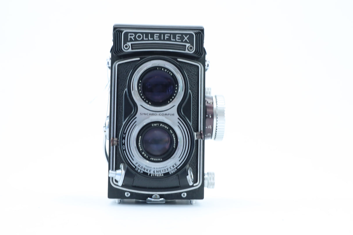 Rolleiflex T (Type 1) – Classic TLR Medium Format Camera with Tessar 75mm f/3.5 Lens
