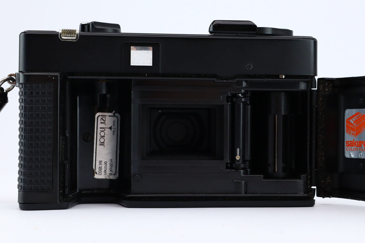 كونيكا C35 إي إف