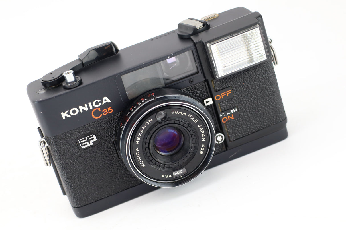 كونيكا C35 38 ملم 2,8