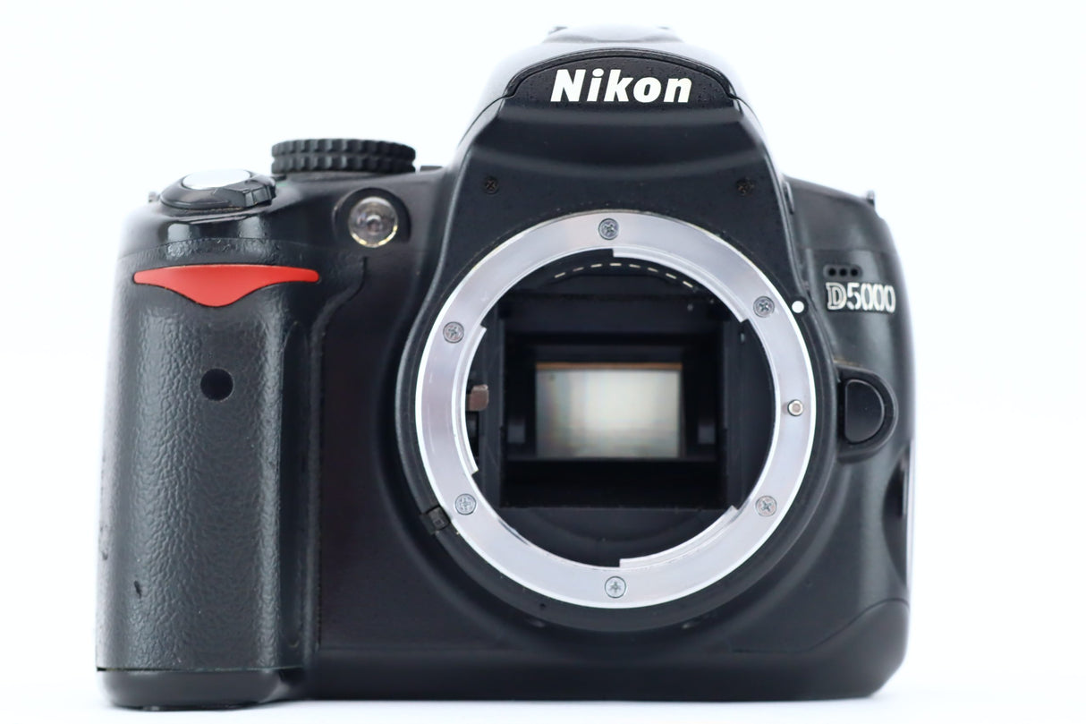 Nikon D5000