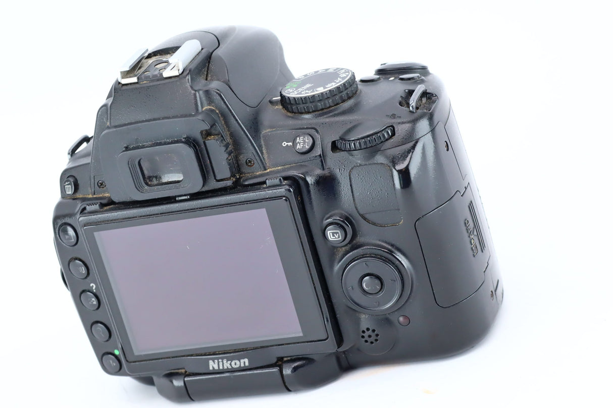 Nikon D5000