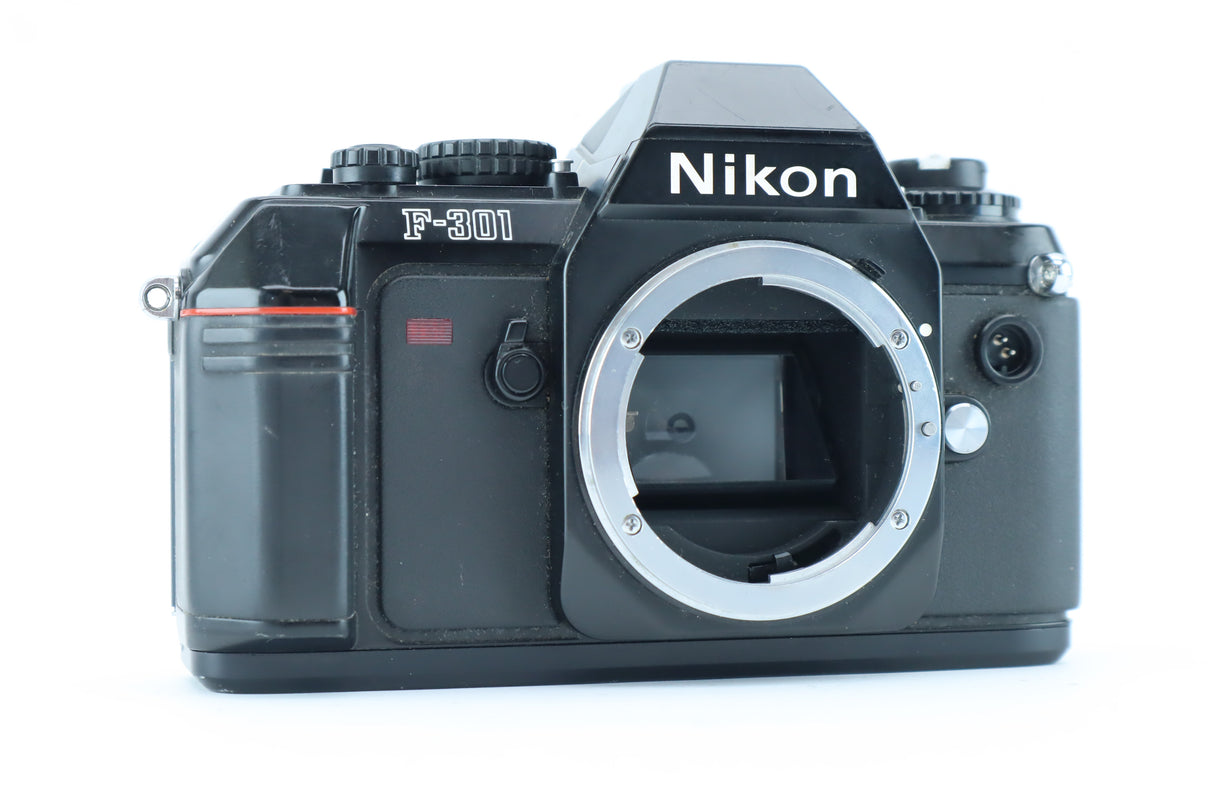 Nikon F-301