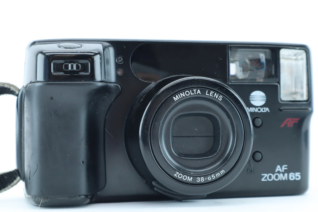 Minolta AF Zoom 65 – 35mm Point & Shoot Camera with 35–65mm Autofocus Lens