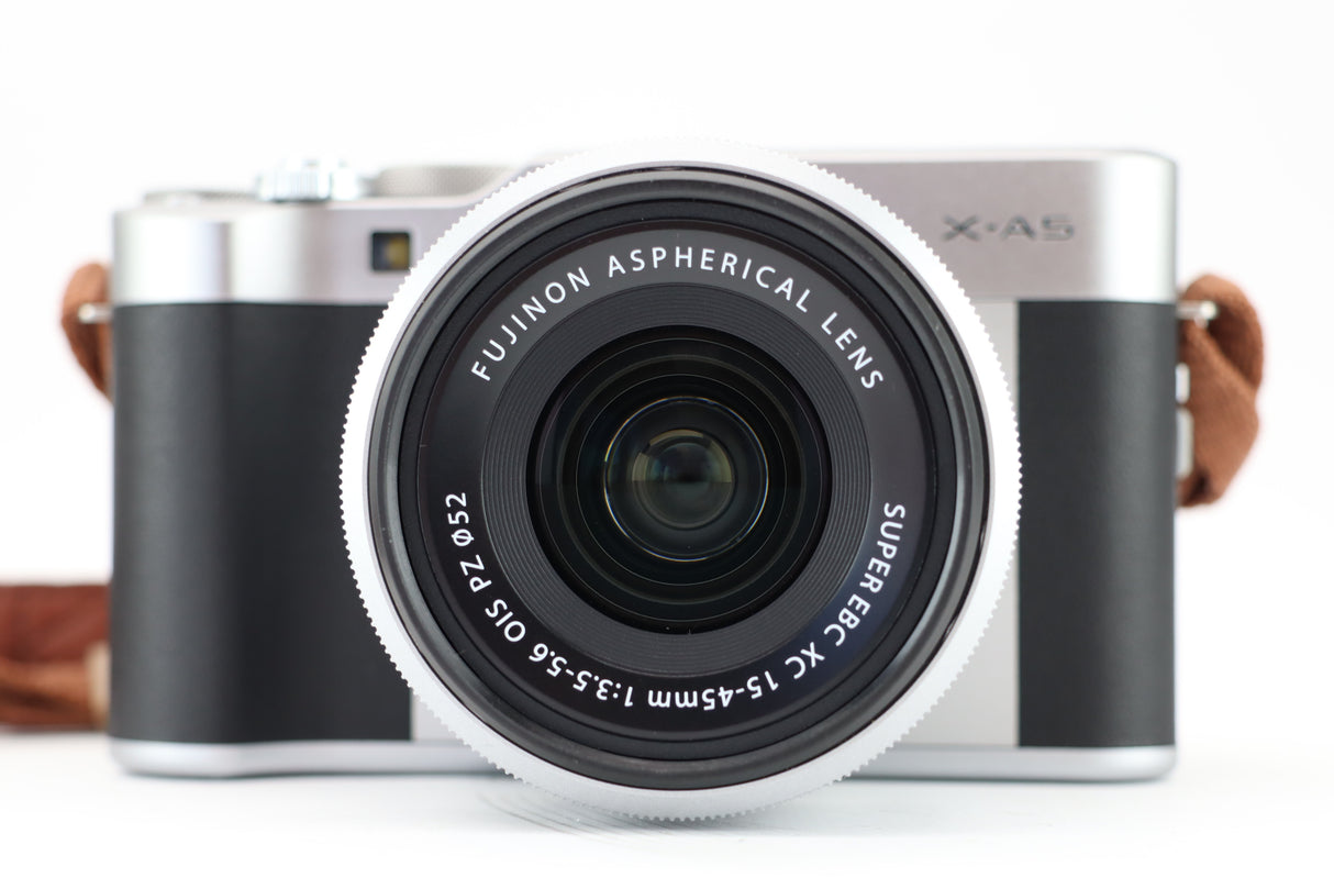 فوجي فيلم X-A5 + XC 15-45 ملم 3,5-5,6 مثبت بصري OIS PZ