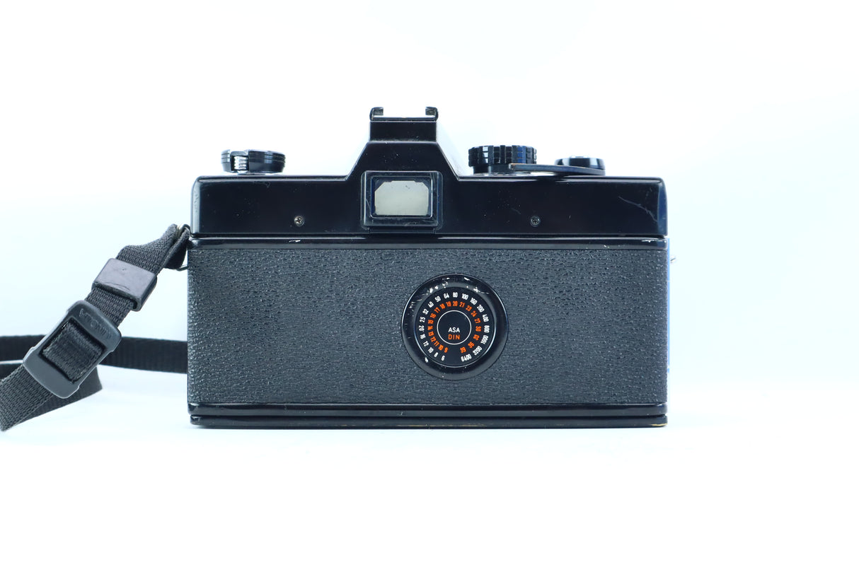 Minolta SRT 101 Black with MD Rokkor 45mm f/2