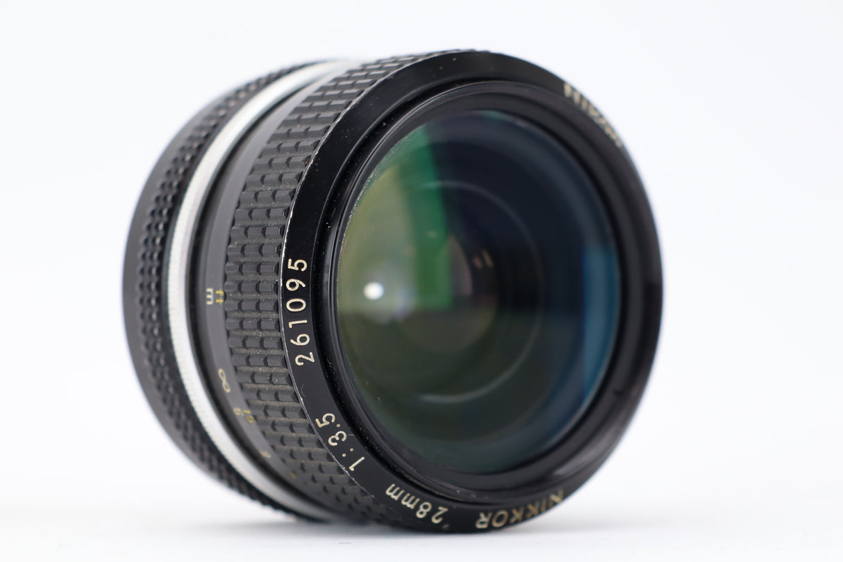نيكون 28 ملم 3,5