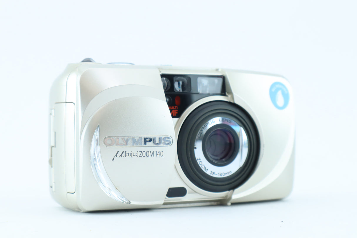 Olympus Multi AF with Autofocus and Built-In Flash