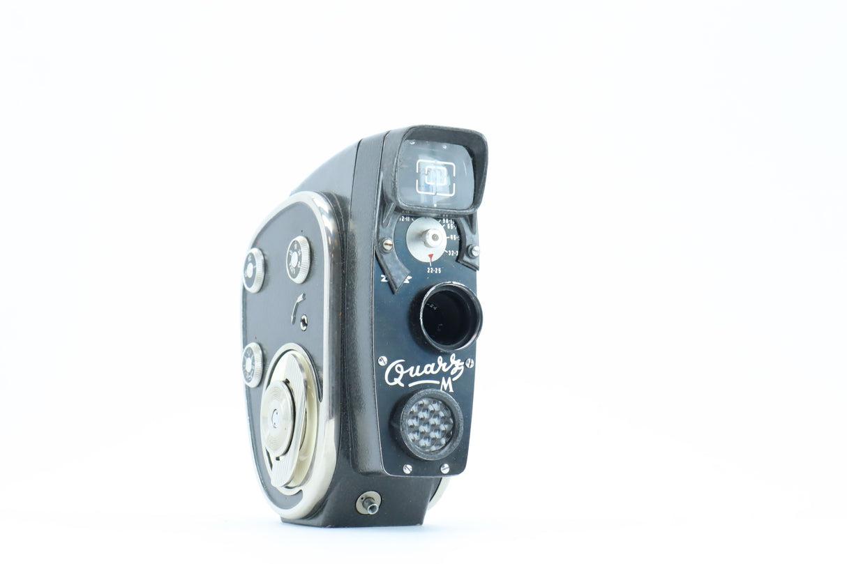 Quarz M – Soviet Wind-Up Super 8 Camera