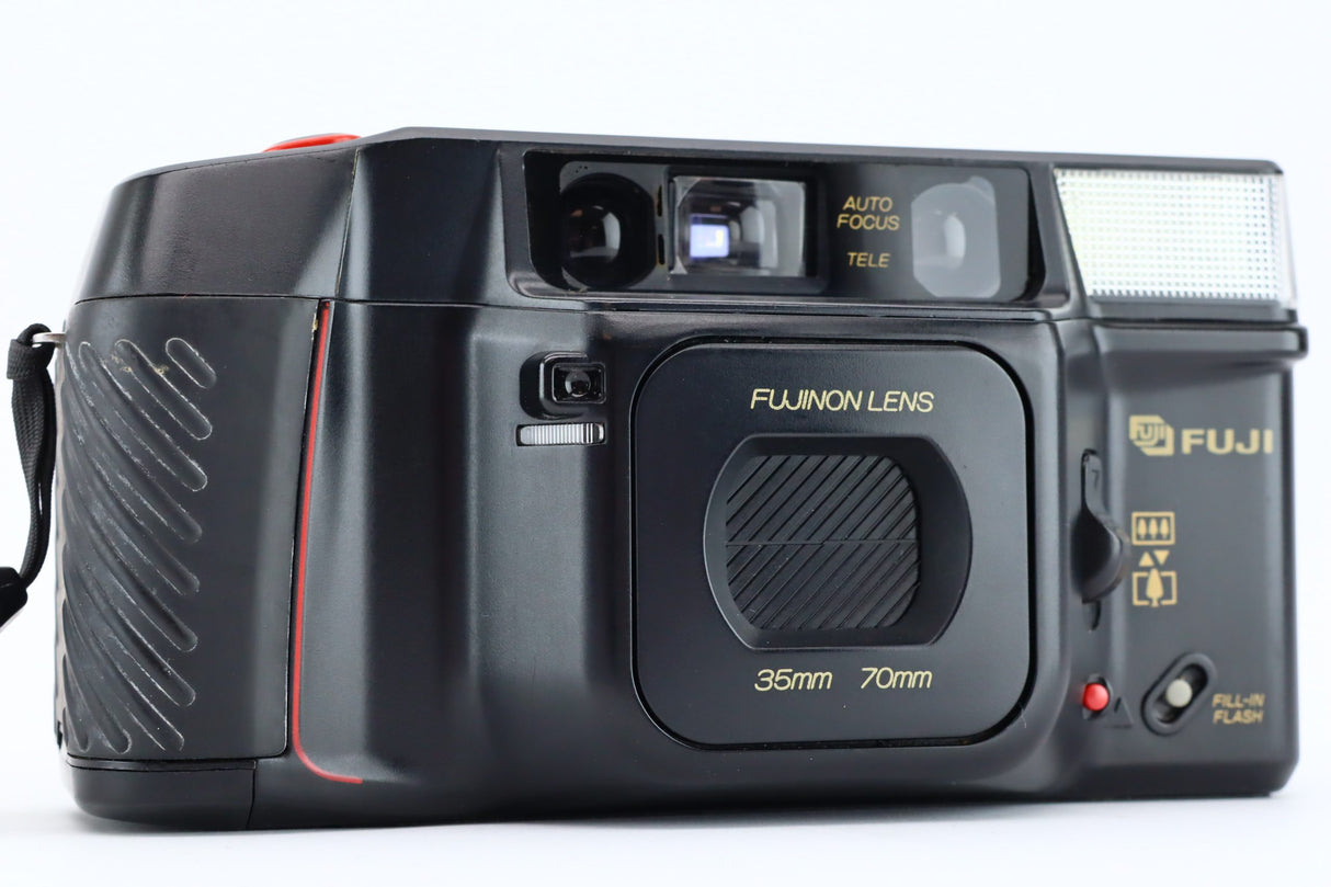 Fuji DL-400 with Fujinon 35-70mm lens