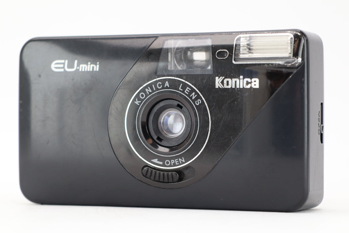 كونيكا الاتحاد الأوروبي ميني