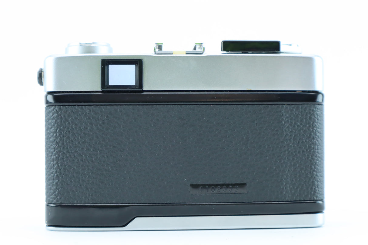 Minolta Hi-Matic G – Compact 35mm Rangefinder with Rokkor 38mm f/2.8 Lens