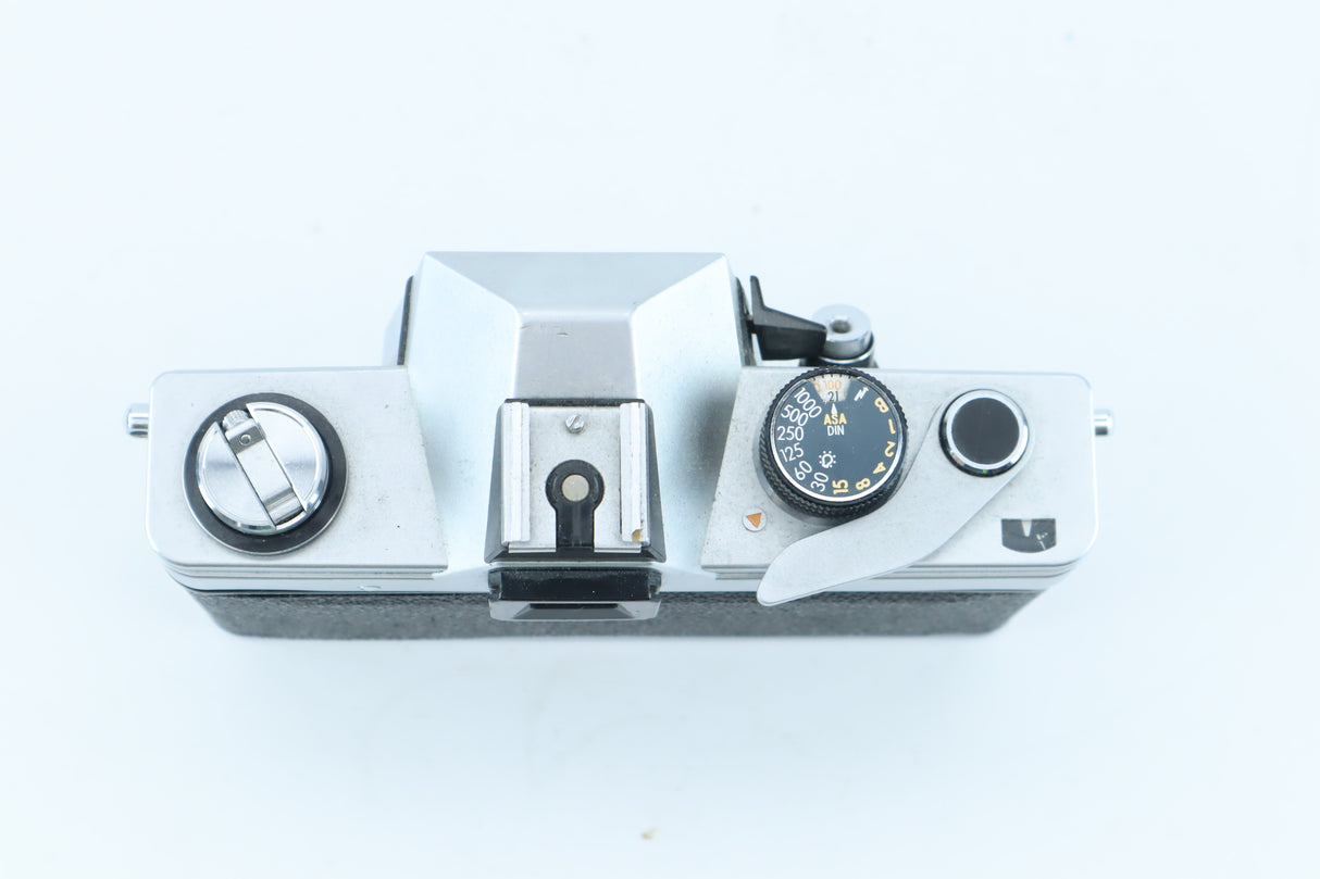 Praktica LTL – M42 Manual 35mm Film SLR with TTL Light Metering