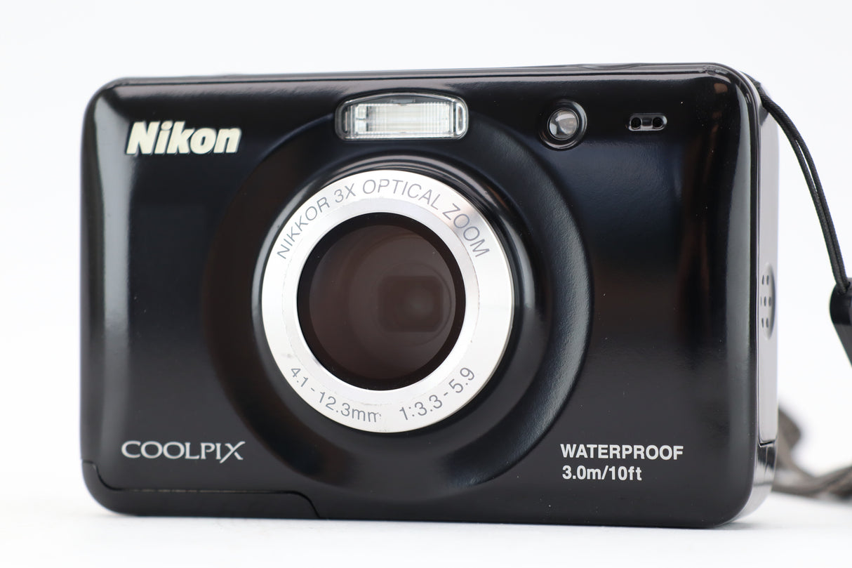 Nikon coolpix S30 waterproof 4,1-12,3mm 3,3-5,9