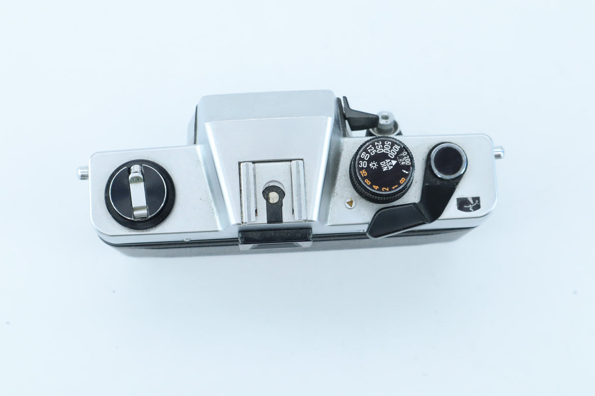 Porst Reflex – Manual 35mm M42 SLR Camera with Mechanical Shutter