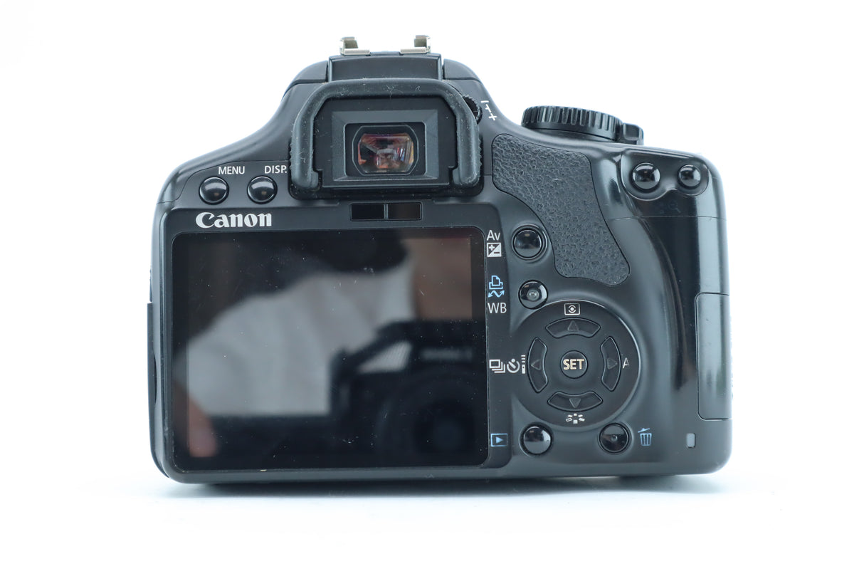 Canon EOS 450D + Canon Zoom Lens