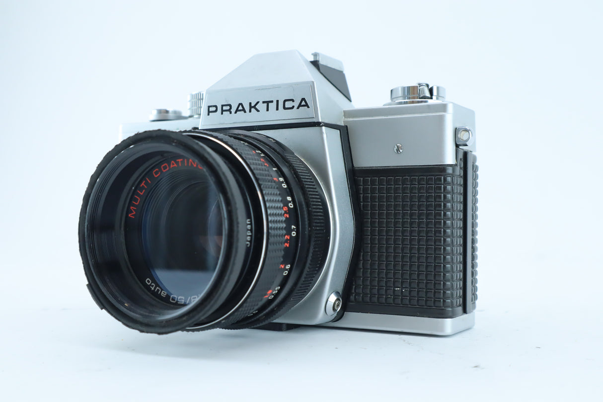 Praktica MTL3 – with Pentacon 50mm f/1.8 Lens