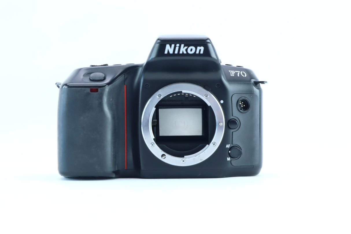 Nikon F70