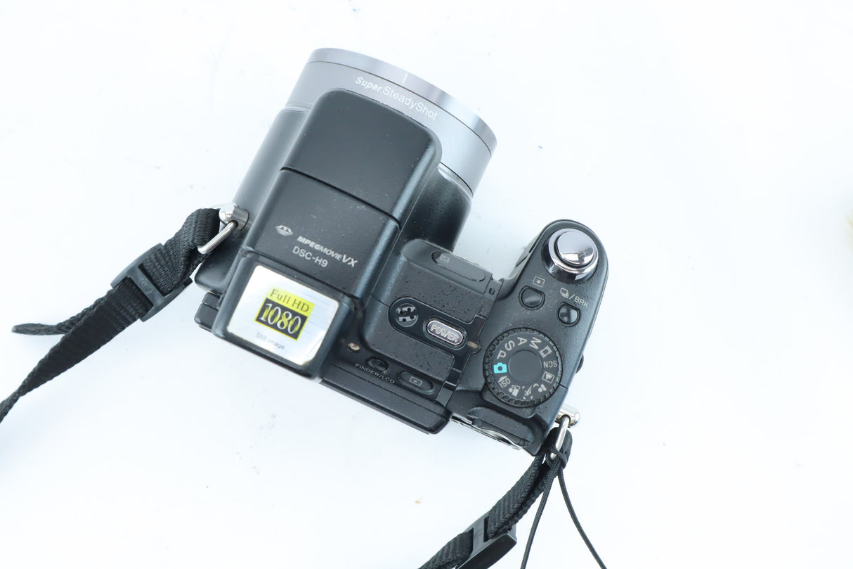 Sony Cyber-shot DSC-H9