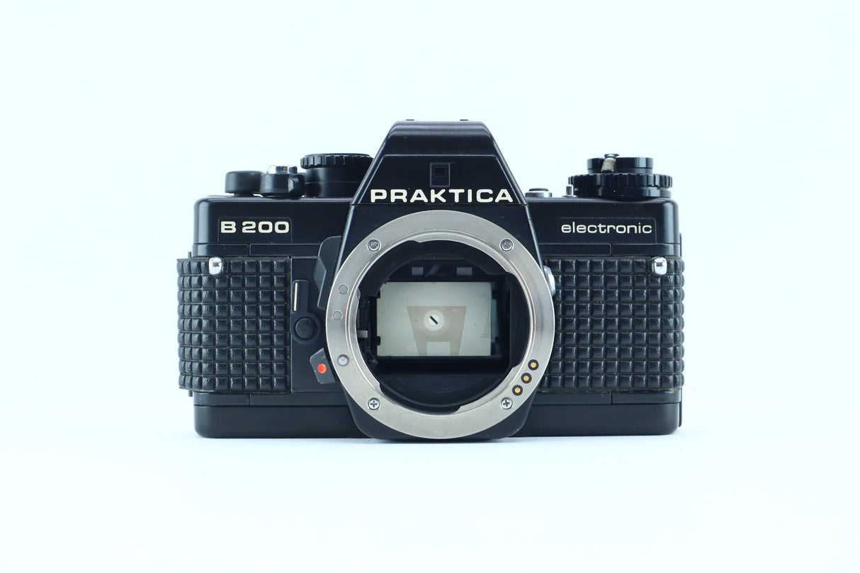 Praktica B200