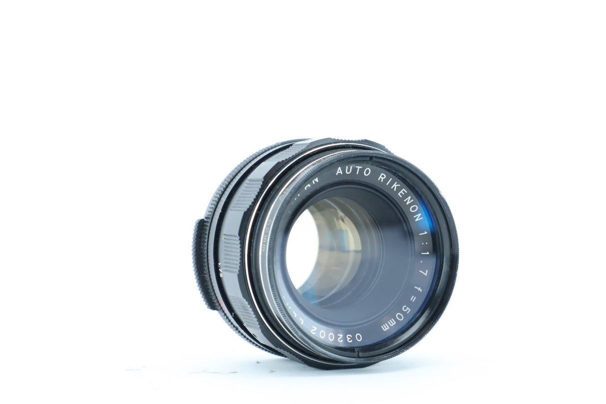 Rikenon 50mm f/1.7 – Manual Prime Lens for Pentax K Mount.