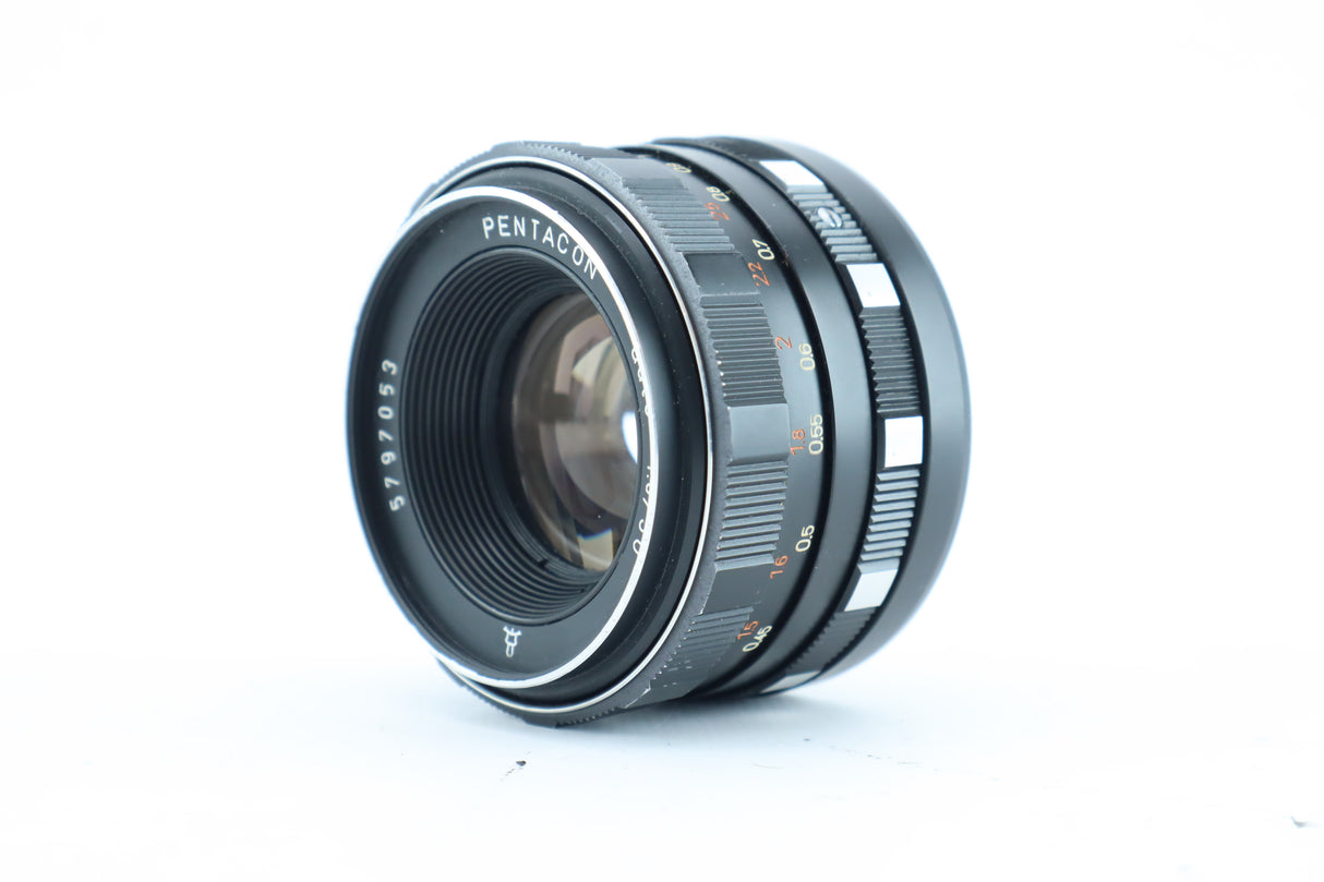 Pentacon 50mm f/1.8 Auto