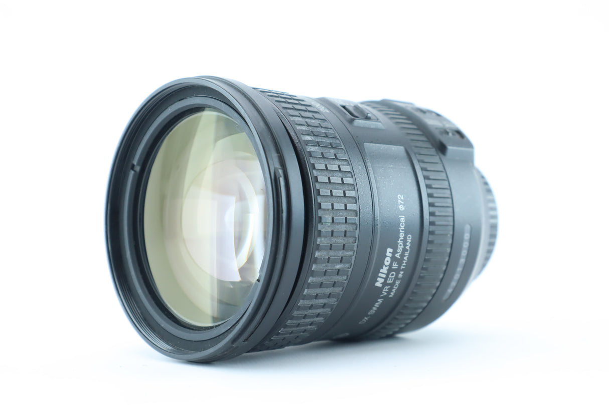 Nikon 18–200mm f/3.5–5.6G VR II