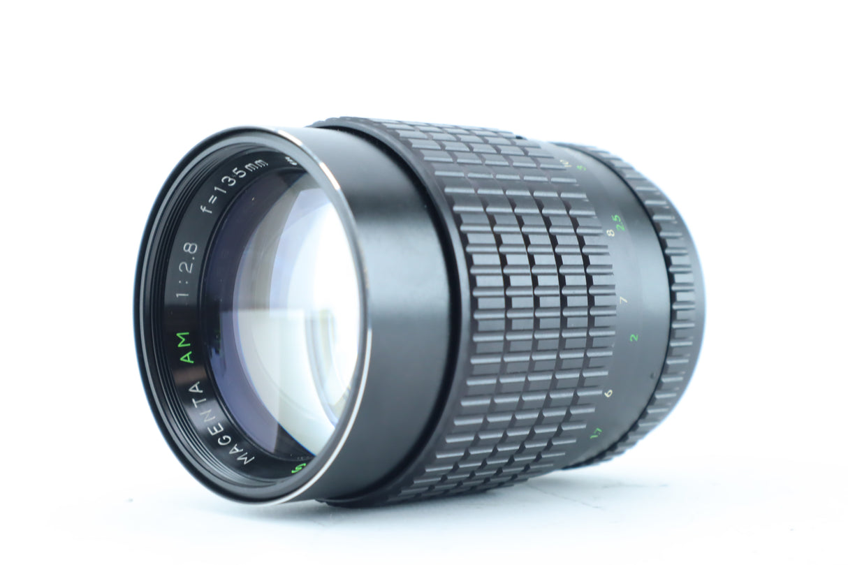 Pallas Magenta 135mm f/2.8