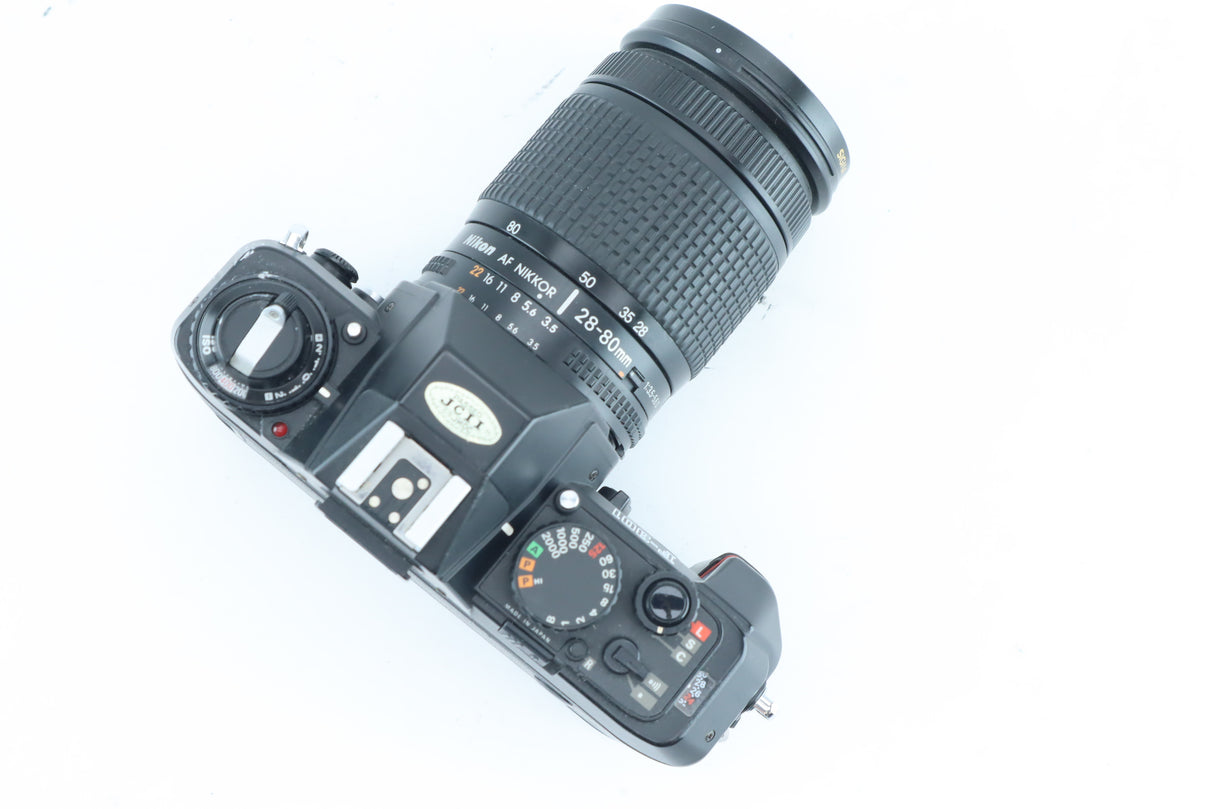 Nikon F-301 + AF Nikkor 28–80mm f/3.5–5.6 D