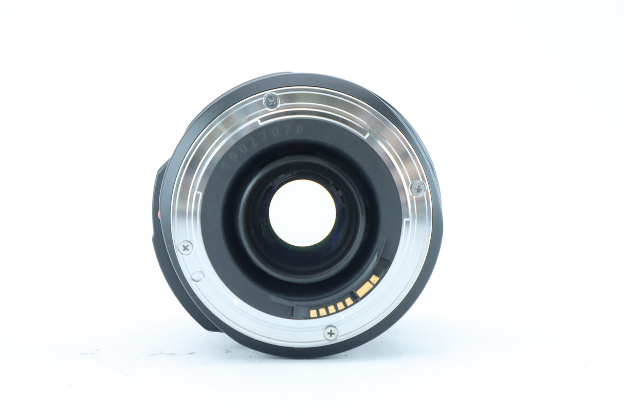 Canon EF 28–135mm f/3.5–5.6 IS USM