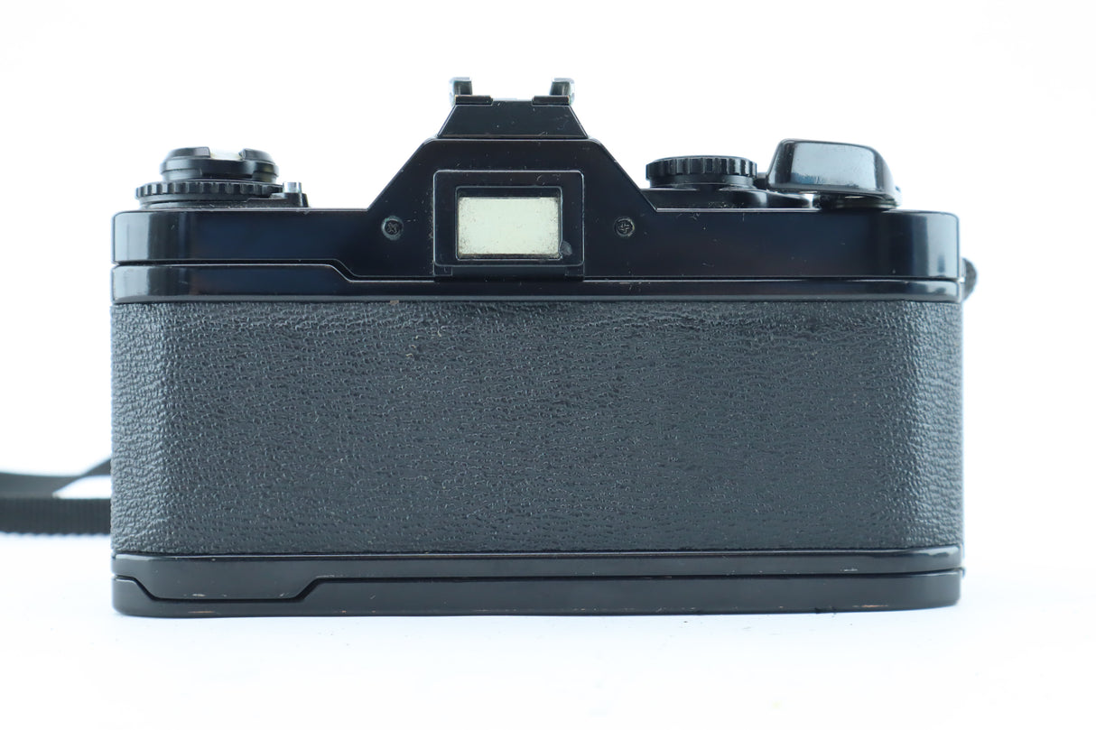 Canon AV-1 + Canon FD 50mm f/1.8