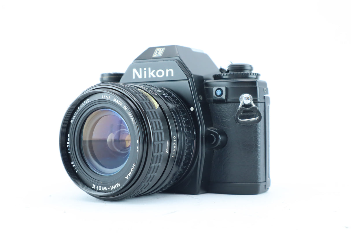 Nikon EM + Sigma Mini-Wide II 28mm f/2.8