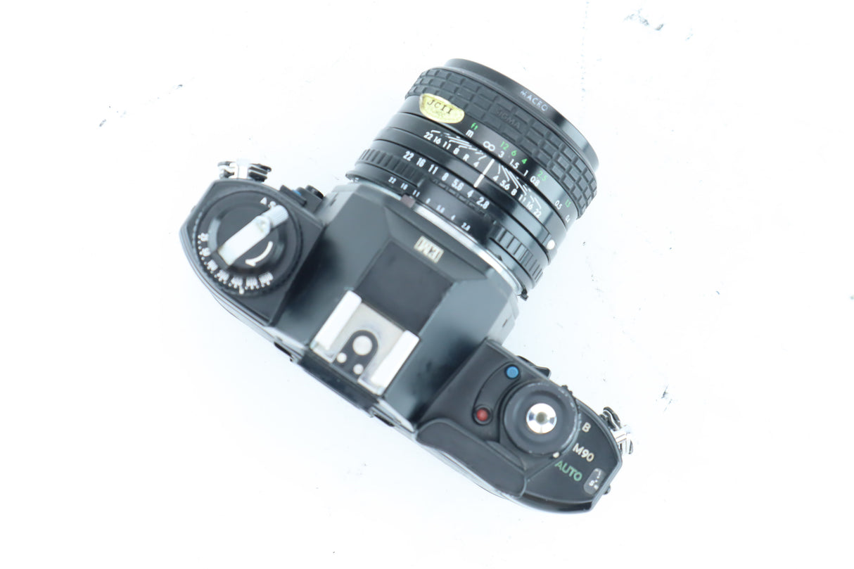 Nikon EM + Sigma Mini-Wide II 28mm f/2.8