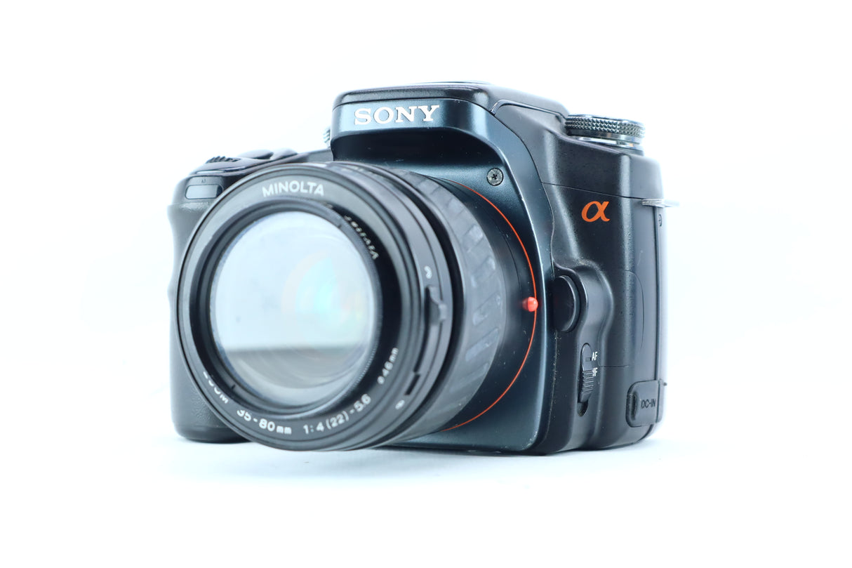 Sony Alpha DSLR-A100 with Minolta AF Zoom 35-80mm f/4-5.6 Lens